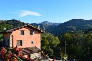 Aldea de Con (Asturias). Fuente: Escapadarural.com