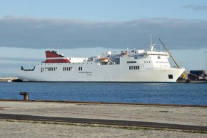 Albayzin (Tramediterranea) en el Puerto de Cádiz