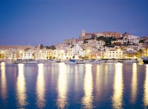 Dalt Vila (Ibiza). Foto: Jaume Capella