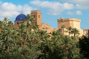 Palmeral de Elche, Basílica de Santa María y Torre Palacio de Altamira