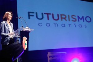 María Teresa Lorenzo, consejera de Turismo, Cultura y Deportes del Gobierno de Canarias, durante su intervención en la presentación de Futurismo Canarias. ©Daniel L. Cetrulo