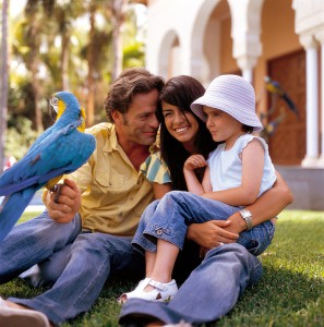Familia en el Loro Parque de Tenerife
