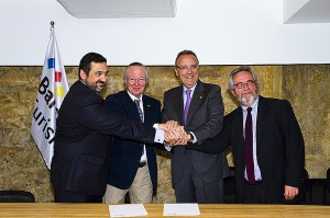 Firma Vueling-Turisme de Barcelona