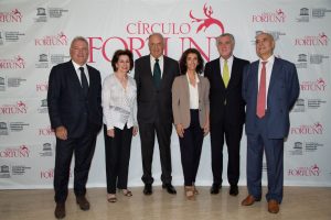 Jean-Louis Paccalin, director general de JCDecaux España;  Sra. Dª. Elisabeth Ponsolle des Portes, Consejera Delegada de Comité Colbert; Excmo. Sr. D. Carlos Falcó, Presidente Ejecutivo de Círculo Fortuny;  Sra. Dña. Almudena Arpón de Mendívil, Secretaría General de Círculo Fortuny; Sr. D. Evelio Acevedo, Director Gerente del Museo Thyssen-Bornemisza, Excmo. Sr. D. Federico Palomera Güez, Secretario General de la Comisión Nacional Española de Cooperación con la Unesco.